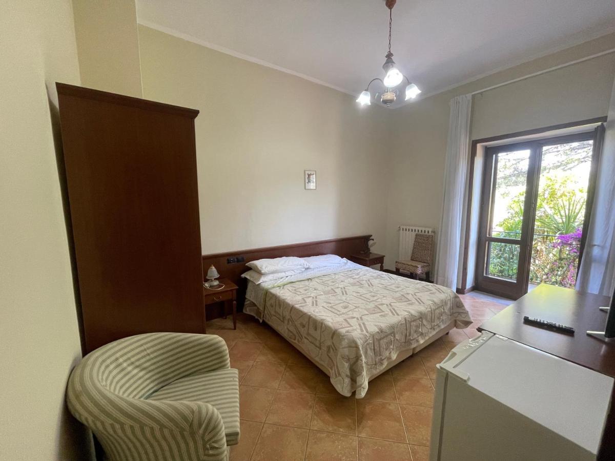 Agriturismo Al Gallo Verde Altavilla Silentina Dış mekan fotoğraf